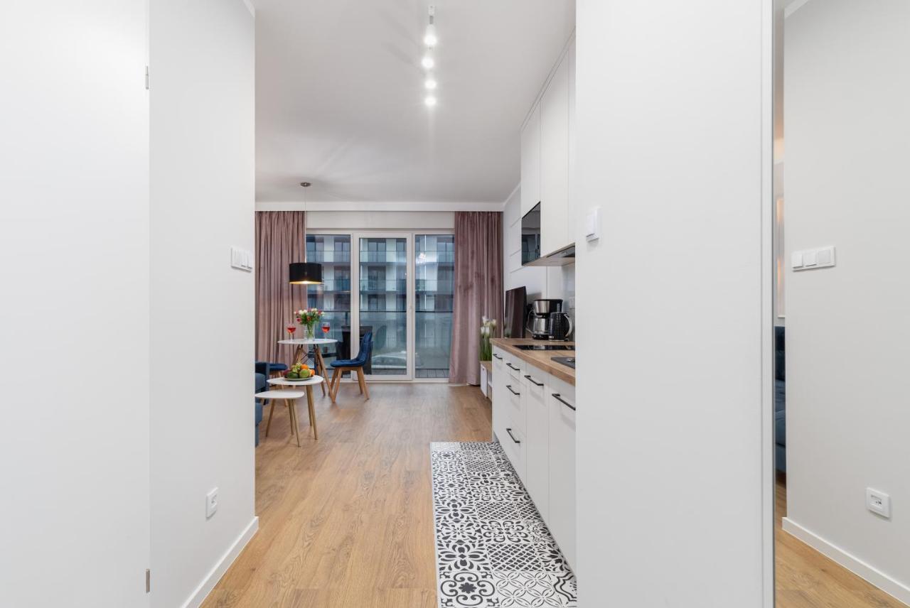 Wellness Resort Apartments Dziwnow Riverfront By Noclegi Renters Ngoại thất bức ảnh