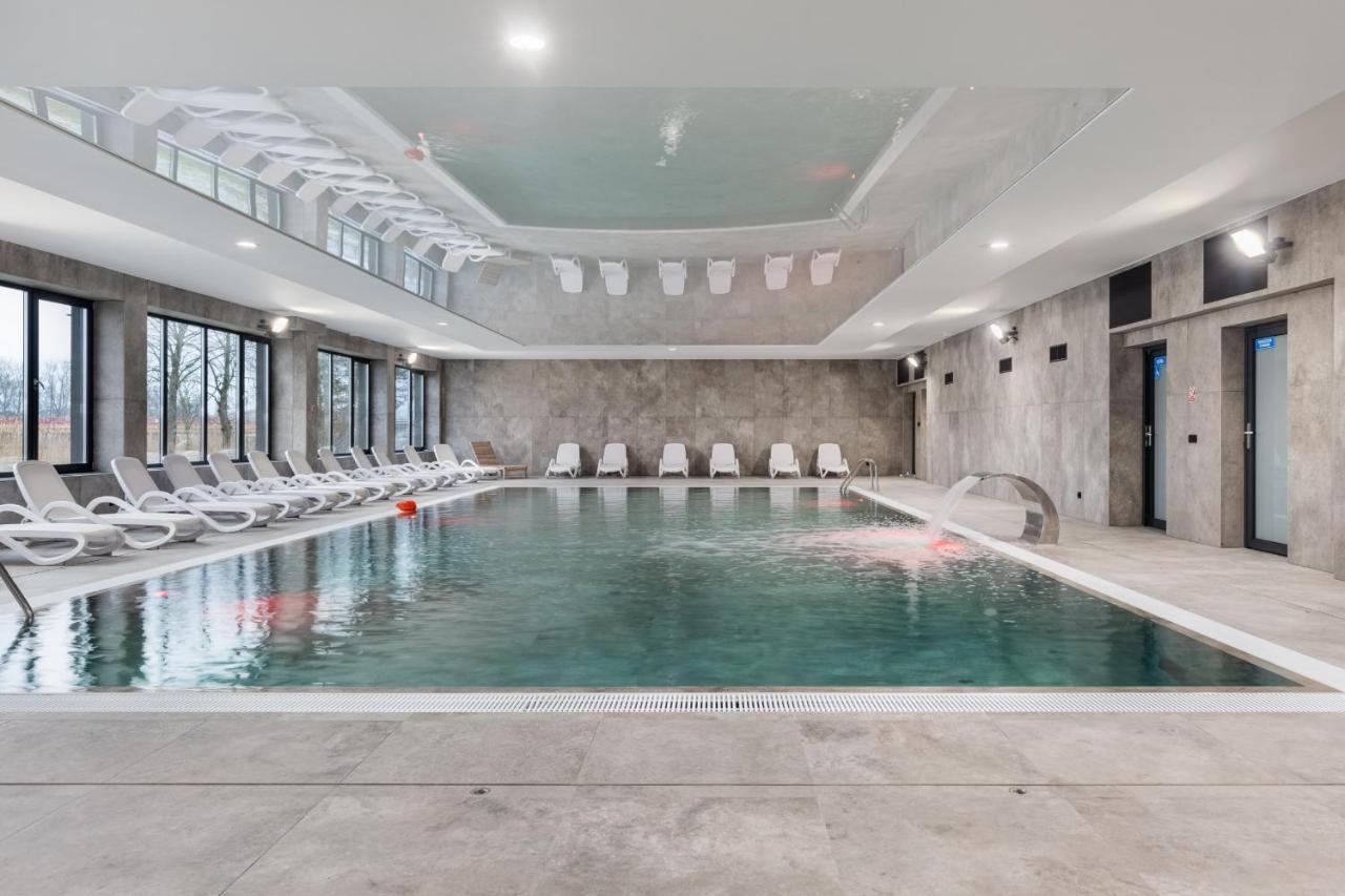 Wellness Resort Apartments Dziwnow Riverfront By Noclegi Renters Ngoại thất bức ảnh