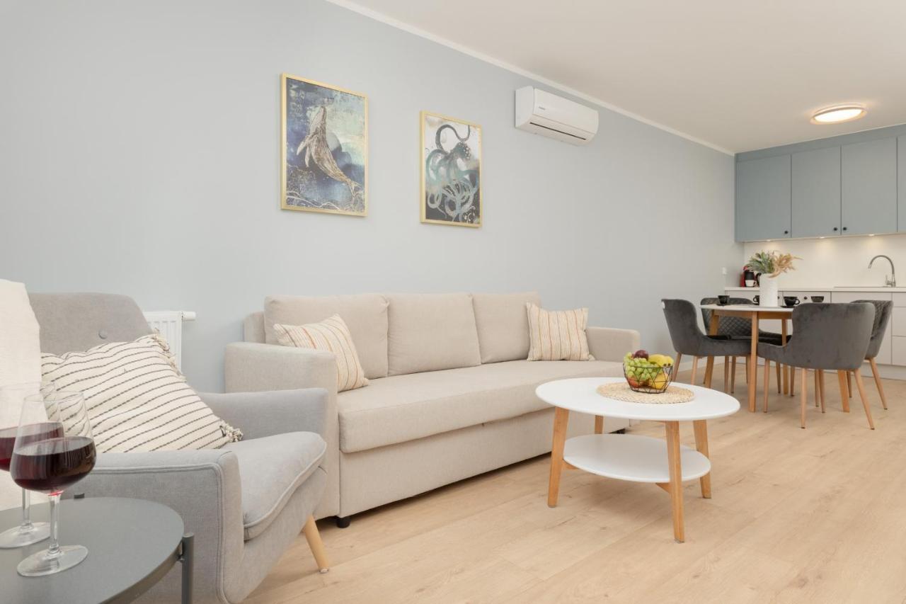 Wellness Resort Apartments Dziwnow Riverfront By Noclegi Renters Ngoại thất bức ảnh