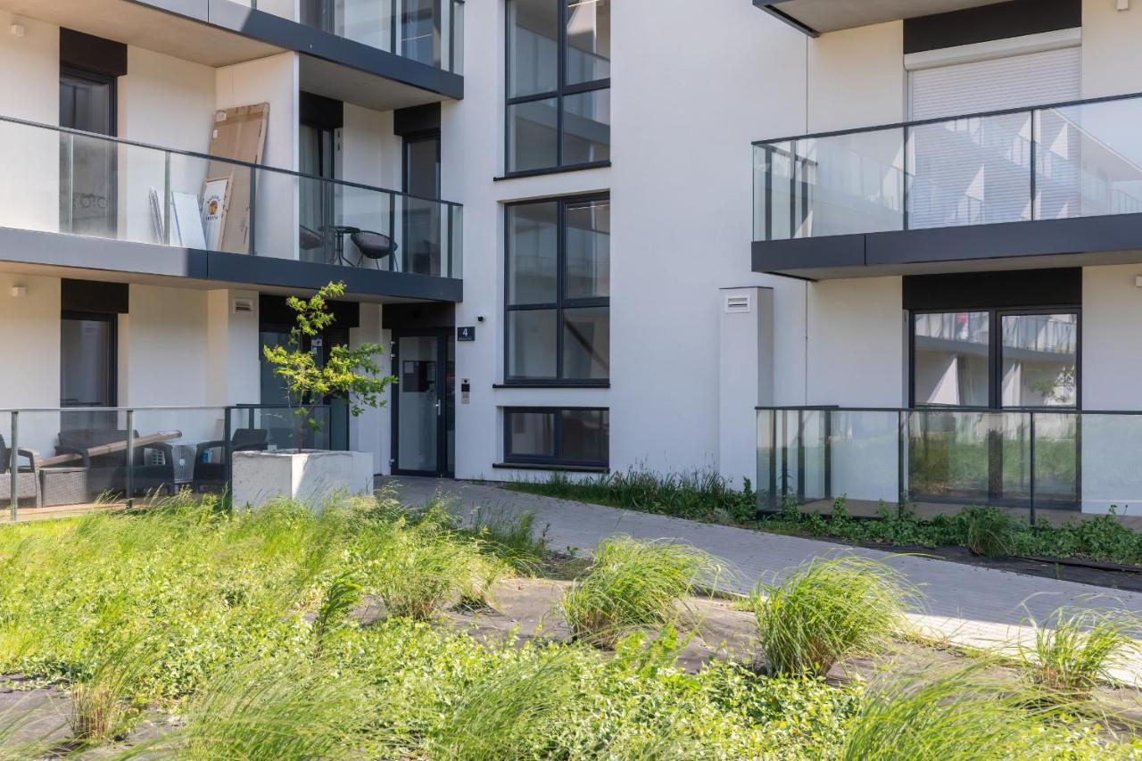 Wellness Resort Apartments Dziwnow Riverfront By Noclegi Renters Ngoại thất bức ảnh