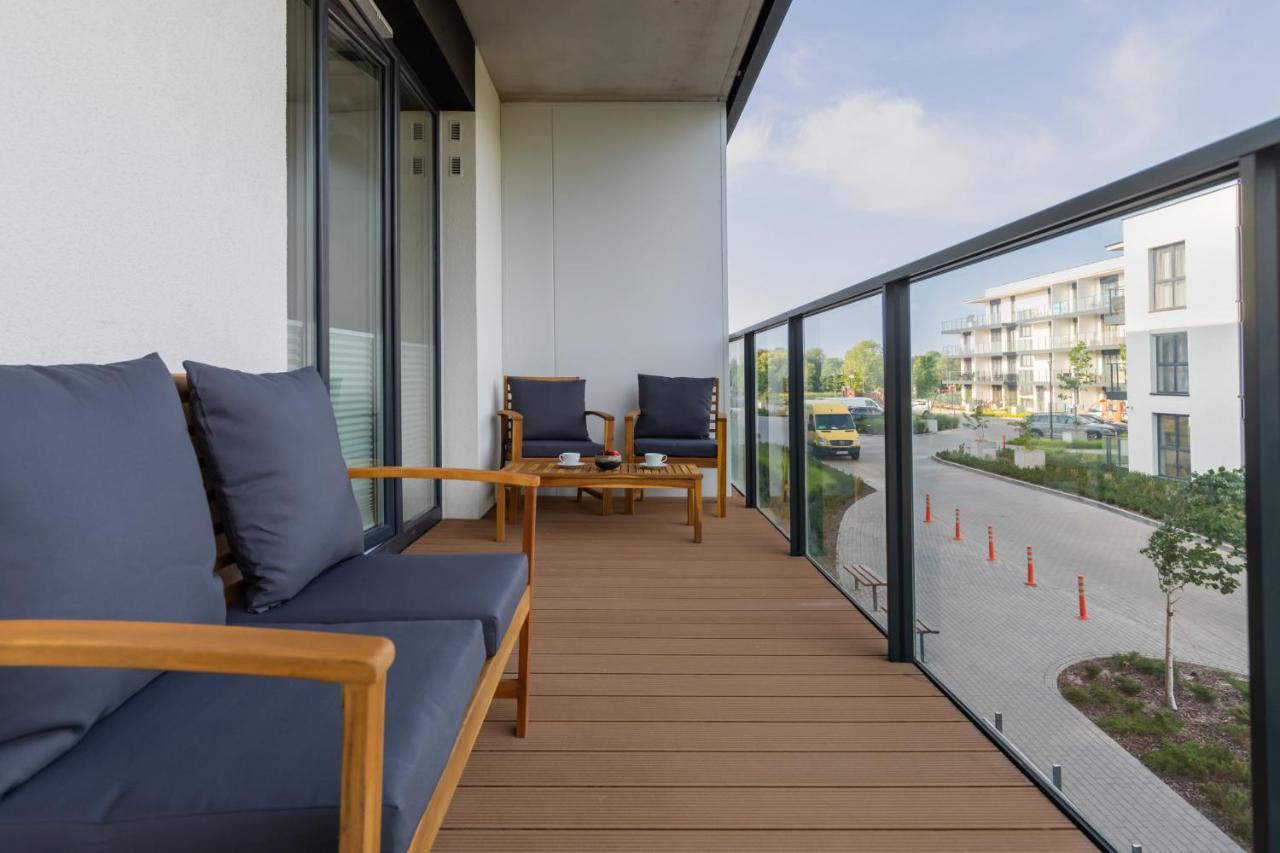 Wellness Resort Apartments Dziwnow Riverfront By Noclegi Renters Ngoại thất bức ảnh