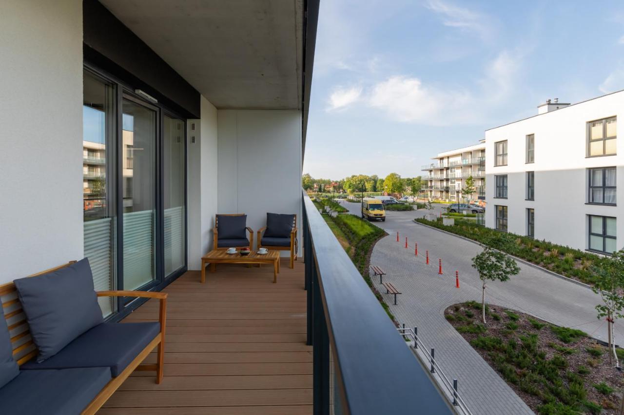 Wellness Resort Apartments Dziwnow Riverfront By Noclegi Renters Ngoại thất bức ảnh