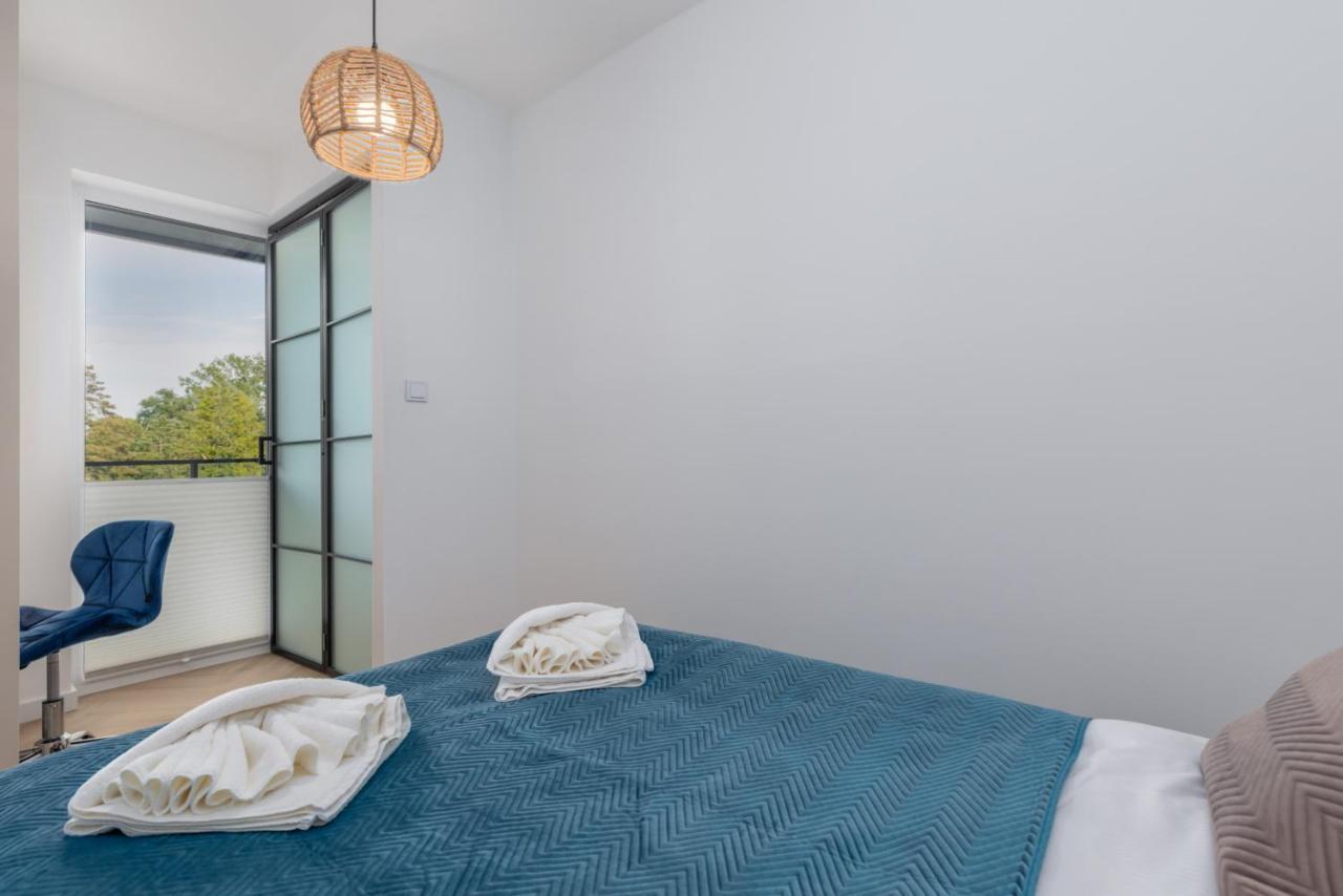 Wellness Resort Apartments Dziwnow Riverfront By Noclegi Renters Ngoại thất bức ảnh